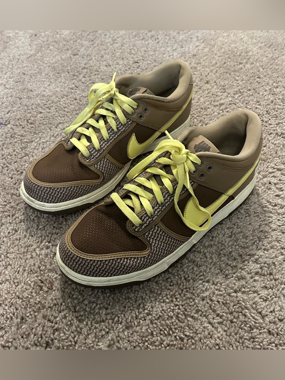 Nike Dunk Low SP Undefeated Canteen Sneakers Men’s Size 12